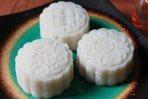 Cách làm bánh trung thu dẻo chay ngon cho ngày rằm tháng 8