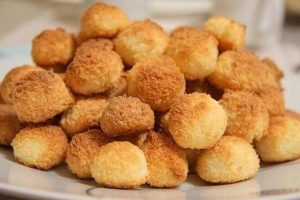 Bánh dừa nướng giòn tan, hấp dẫn