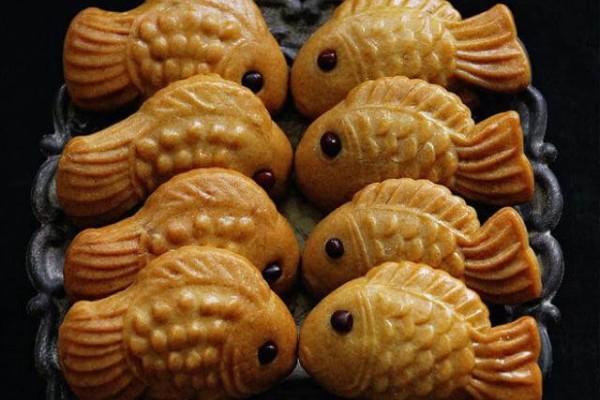 Bánh trung thu hình thú dạng con cá Bánh trung thu hình thú dạng con cá
