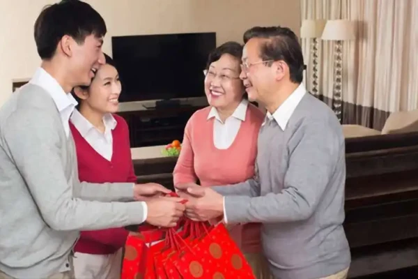 banh-trung-thu-thuong-lam-qua-tang-hon-la-mua-dung