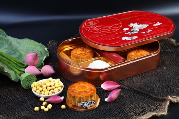 cửa hàng bánh trung thu nổi tiếng Sài Gòn banh-trung-thu-brodard