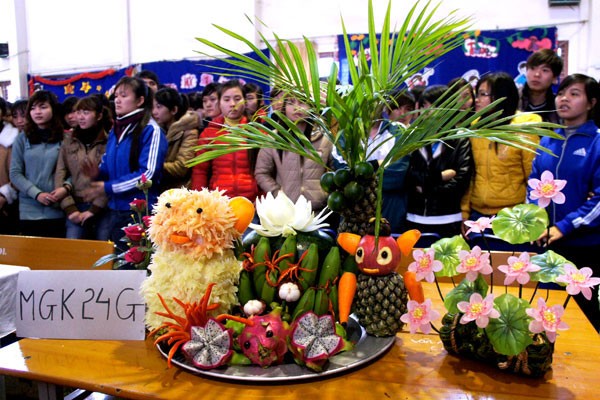 mam-co-trung-thu-voi-du-hinh-thu