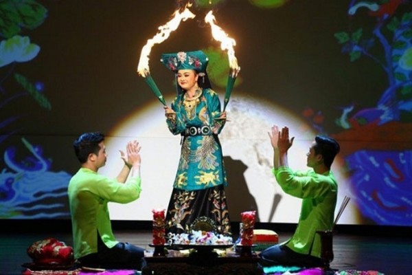 Trình diễn văn hóa các dân tộc tại Lễ hội Thành Tuyên