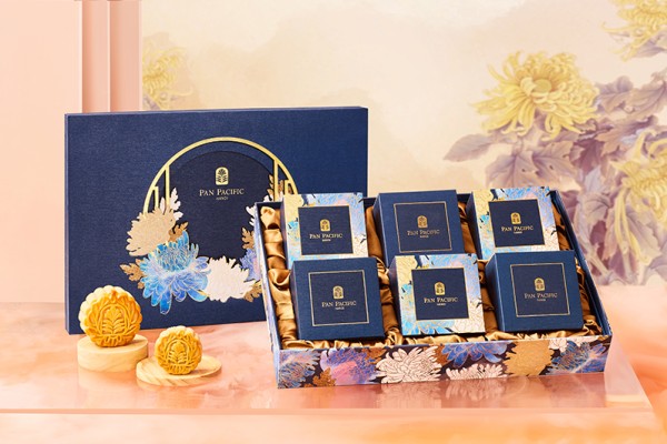 Bánh Trung thu “Khai Hoa Đắc Nguyệt” của Khách sạn Pan Pacific Hà Nội. Bánh Trung thu “Khai Hoa Đắc Nguyệt” của Khách sạn Pan Pacific Hà Nội.