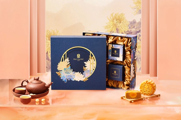 Bánh Trung thu “Khai Hoa Đắc Nguyệt” của Khách sạn Pan Pacific Hà Nội. Bánh Trung thu “Khai Hoa Đắc Nguyệt” của Khách sạn Pan Pacific Hà Nội.