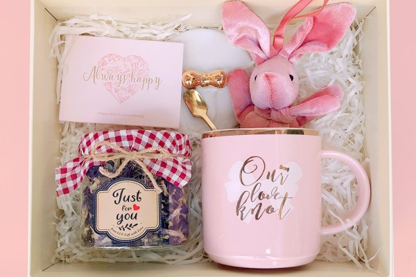 qua_tang_luvgift_best_day_1_c_2.jpg