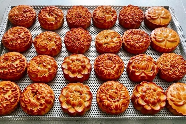 tiem-banh-yuri-la-mot-trong-nhung-tiem-banh-trung-thu-ngon-o-da-nang